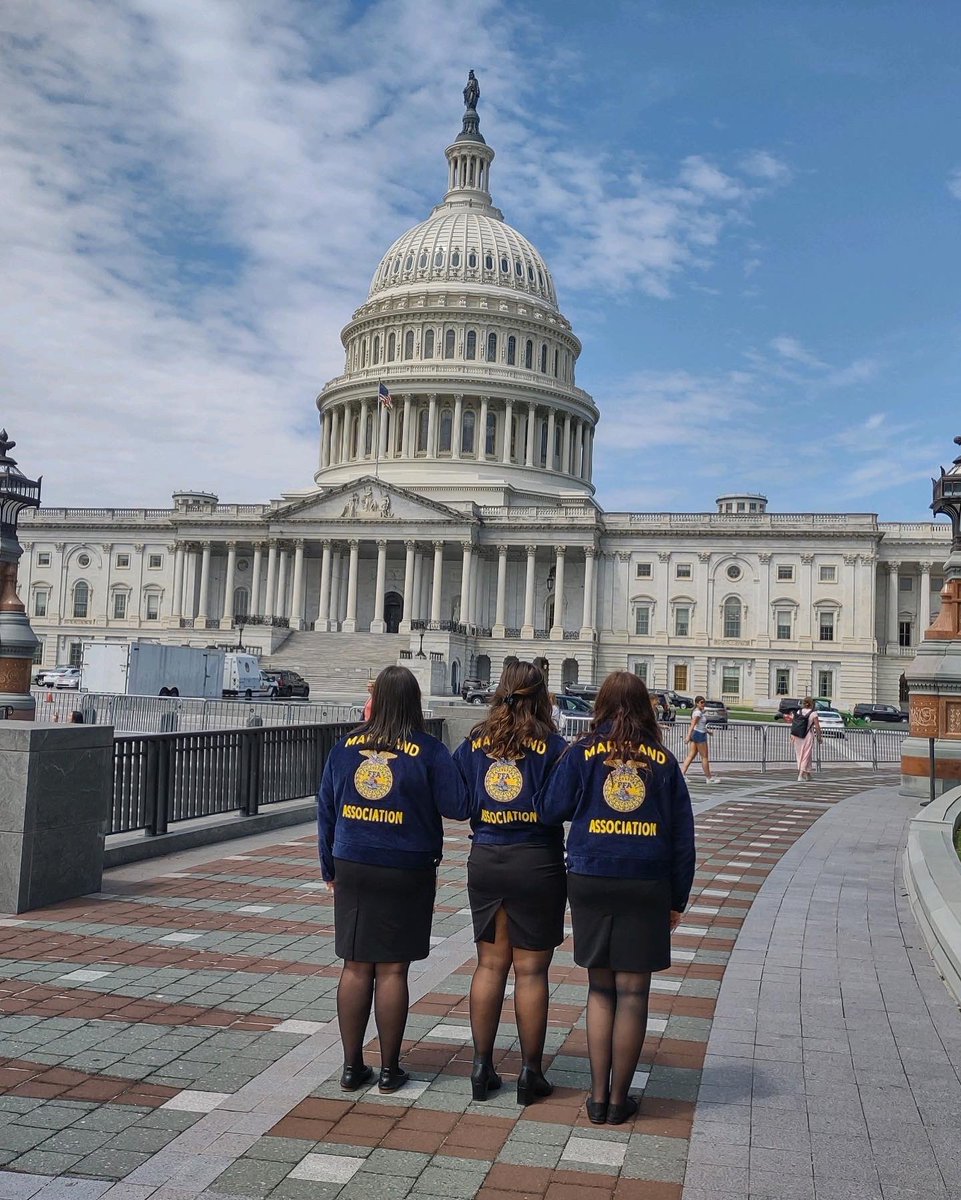 MarylandFFA's tweet photo. State Officer Summit Complete ✅
We explored several memorials, We ended with a amazing speech from Tom Vilsack, all the way from the President’s Cabinet, serving as our Secretary of Agriculture. Without FFA members optimism, change cannot be made. #ffa https://t.co/kUihYi2svw