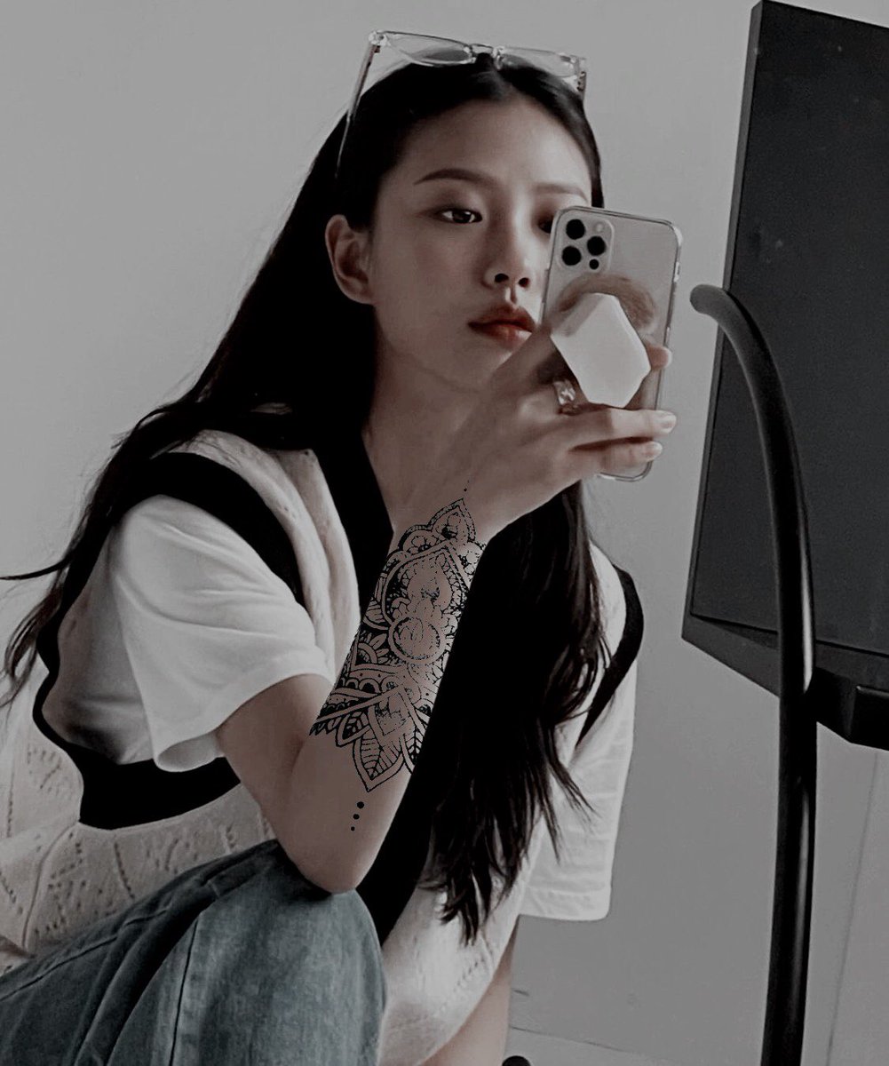 ⠀⠀

work can wait , cake cannot . 

⠀⠀