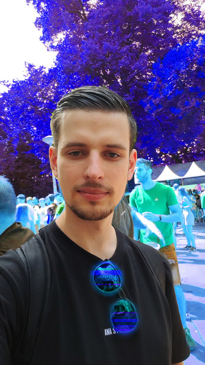 Chris_Champlin_'s tweet photo. Festivalfeeling bei Matrixx at the Park in Nijmegen mit dem guten thebravecompass 🥳💙
.
Auf welchen Musikevents wart ihr oder geht ihr noch? ✌️
.
.
.
#chrischamplin #bravecompass #matrixx #nijmegen #nederland #hardstyle #rawstyle #datweekaz #dblockstefan #edm #electronic #house https://t.co/wd6FedSgzk