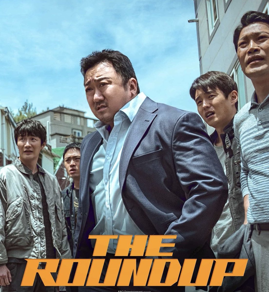 InsiderMix1's tweet photo. The Roundup (2022)

يسافر ضابط شرطة إلى "فيتنام" لتسليم مشتبه به، وخلال تواجده هناك، يكتشف وجود قاتل متسلسل يستهدف السياح منذ سنوات!🔥😍 https://t.co/C6YGHTKd6S