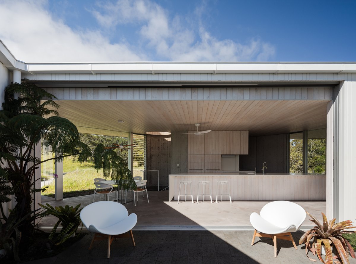 ArchGulo's tweet image. Musubi House
by Craig Steely Architecture, 2020
photos by Darren Bradley