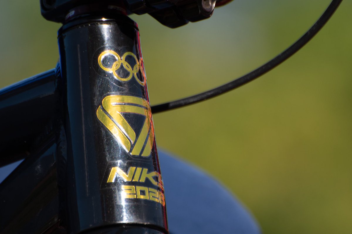 duveralexperez's tweet image. Este martes caerá el partidor de #Nantes2022, donde Colombia tendrá representación de 93 corredores en la categoría challenger y 21 en las categorías championship. 

Desde las 2:16 am, podrán ver la transmisión youtu.be/bWfyEjrDJ0I 

🧵🪡