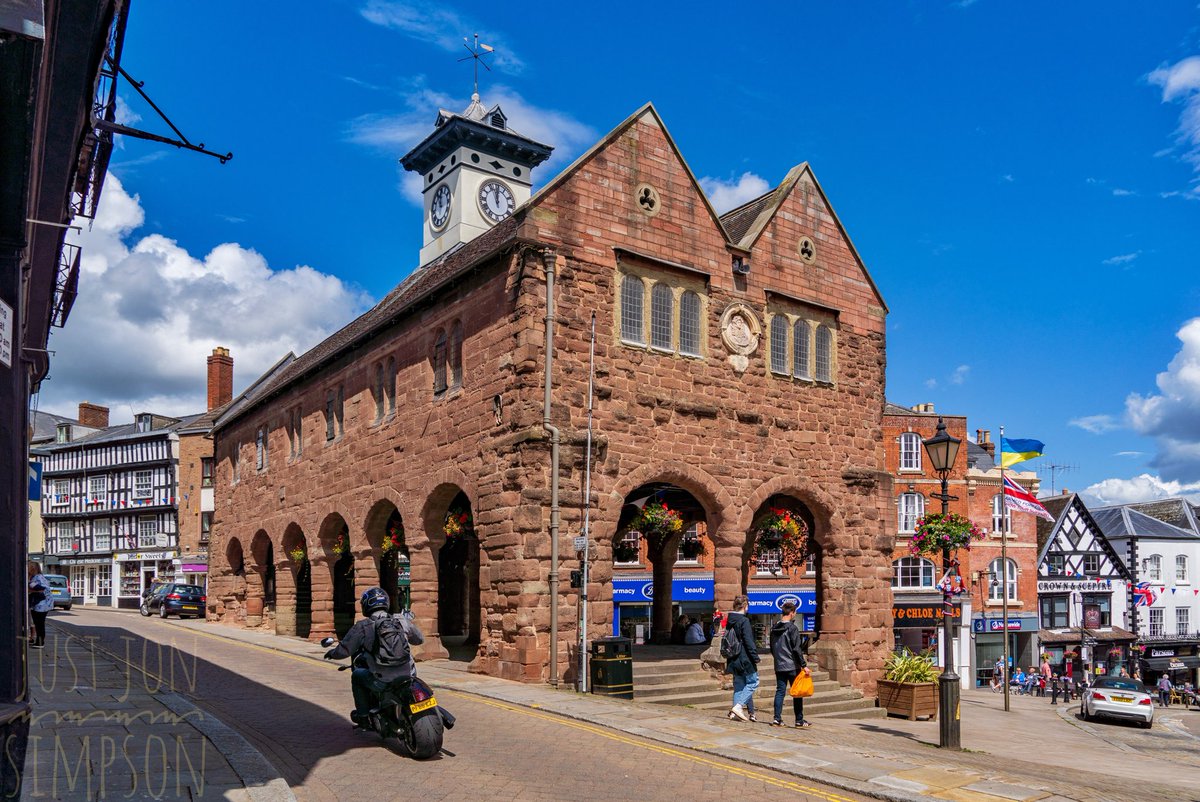 justjonsimpson's tweet photo. The Market House in #RossonWye, #Herefordshire https://t.co/J4Y67LnEky