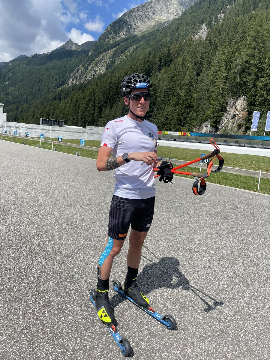 hoferluki's tweet photo. Start into the new week 🥵 https://t.co/mrEOJM46U2