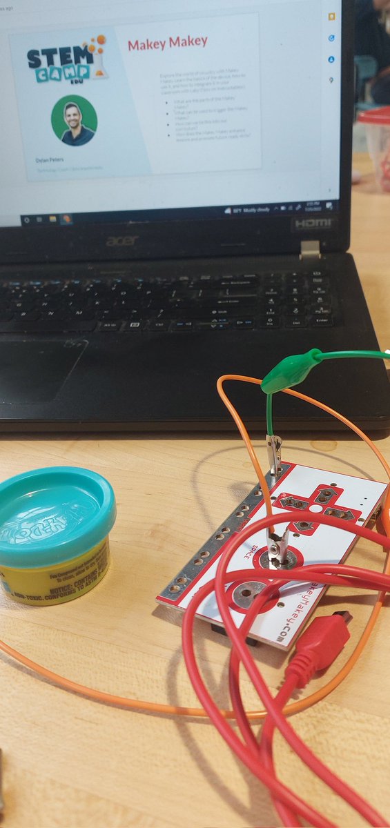 Elizabeth Wright tweet media