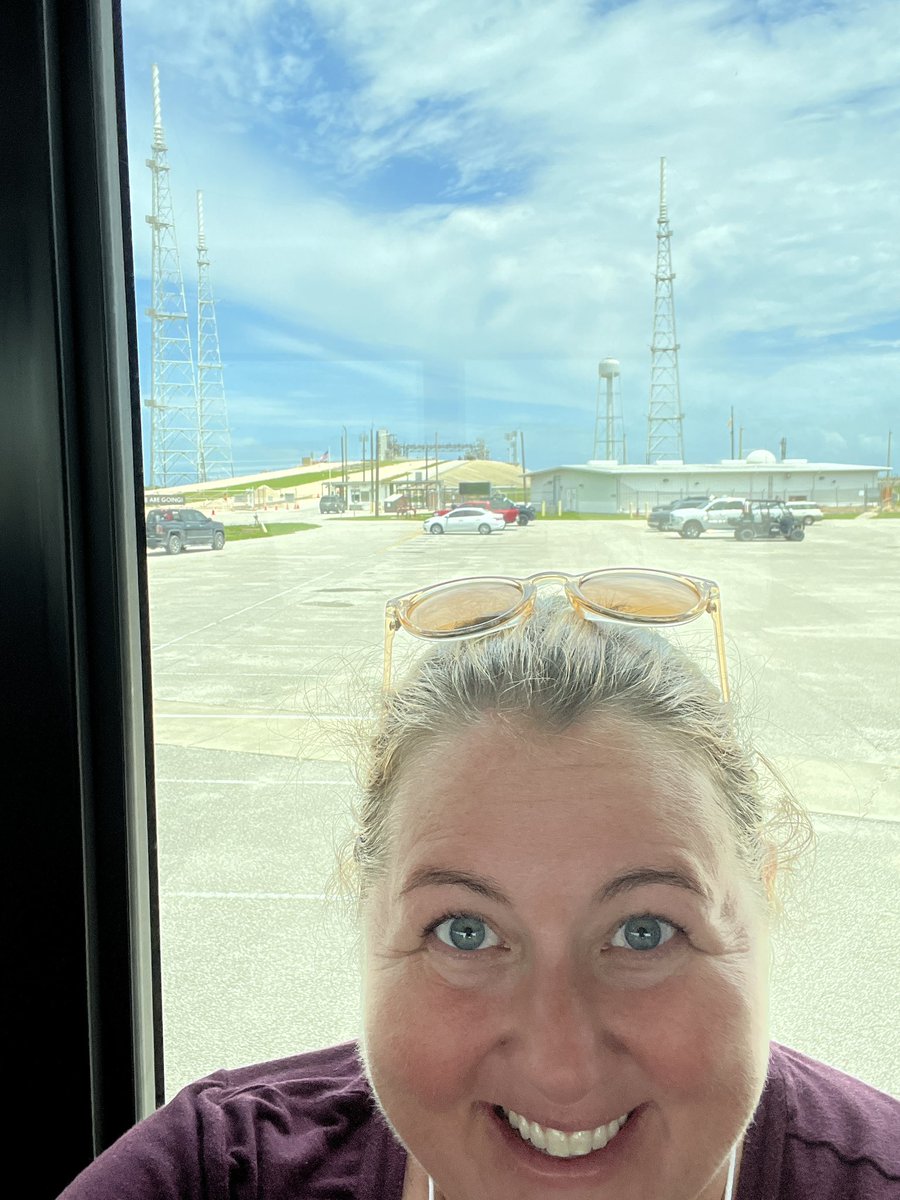 I’m feeling pretty cool “hanging out”with <a href="/TheSpaceGal/">Emily Calandrelli</a> touring <a href="/NASAKennedy/">NASA's Kennedy Space Center</a> !! Thank you <a href="/NEH_Education/">NEH Education</a> !!  My brain is 🤯💙!