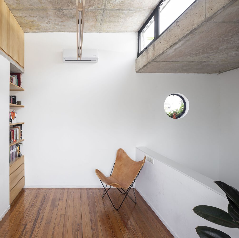 ArchGulo's tweet image. PH Superi House
Juan Manuel Galleano + Junta Arquitectas
photos by Fernando Schapochnik
Buenos Aires, Argentina