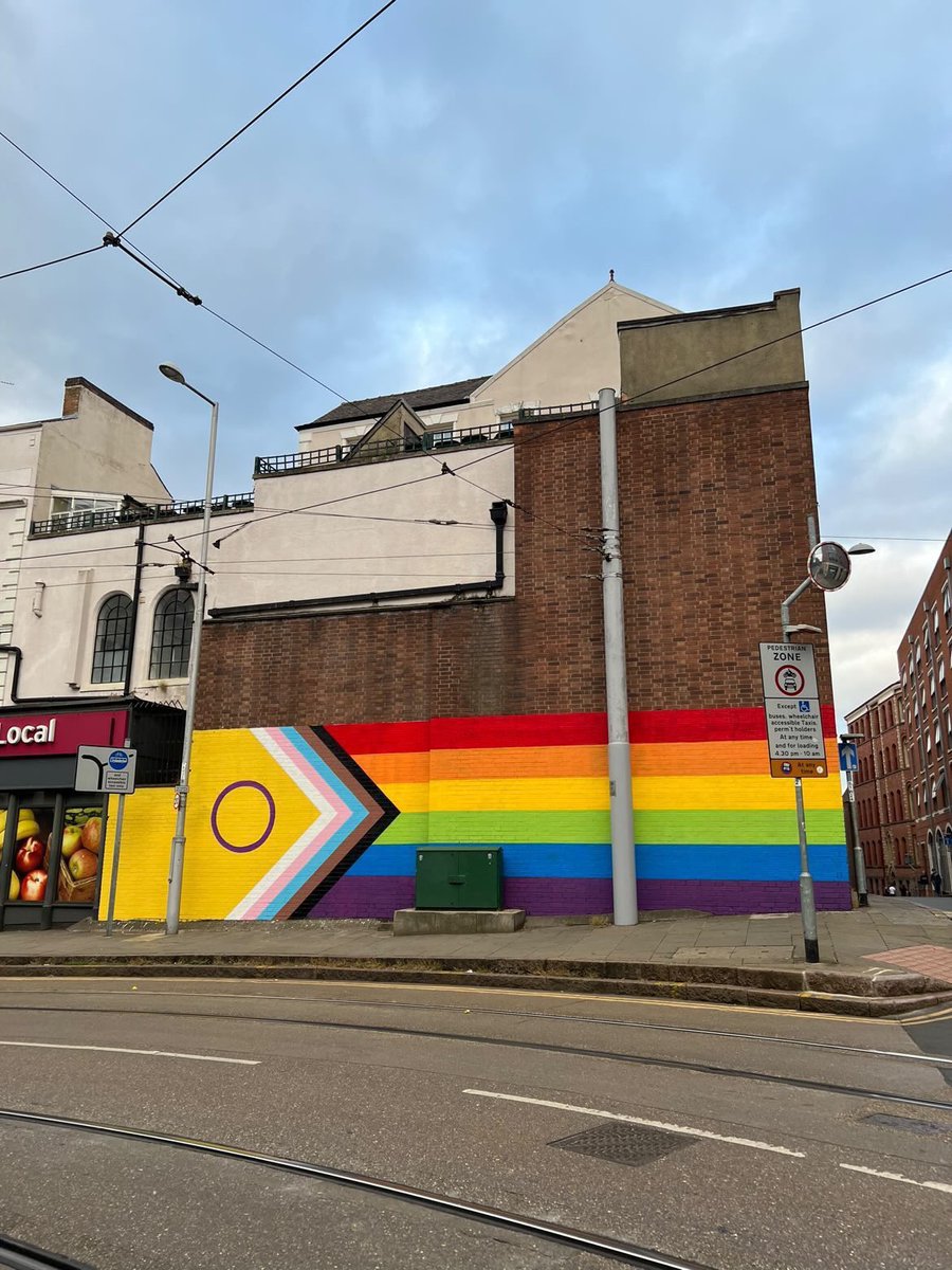 Ta Daa… ✨

Pride ready thanks to @elroytheartist 🌈

📍Fletcher Gate

‘We see you’ so don’t forget to tag us @itsinnottingham - into your photos!  

#nottspride2022 #pride2022 #itsinnottingham