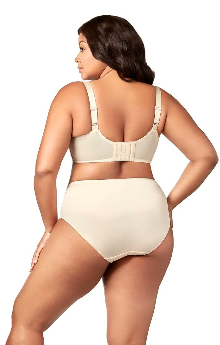 HurrayKimmay's tweet photo. Hurray for the beautiful swiss embroidery in @ElilaFullFigure's latest collection. The softcup style is wire-free and has a high-power back to smooth and support ❤️

Check it out here: https://t.co/08jR4pPCvp #ElilaPartner https://t.co/O1qneIlnxX