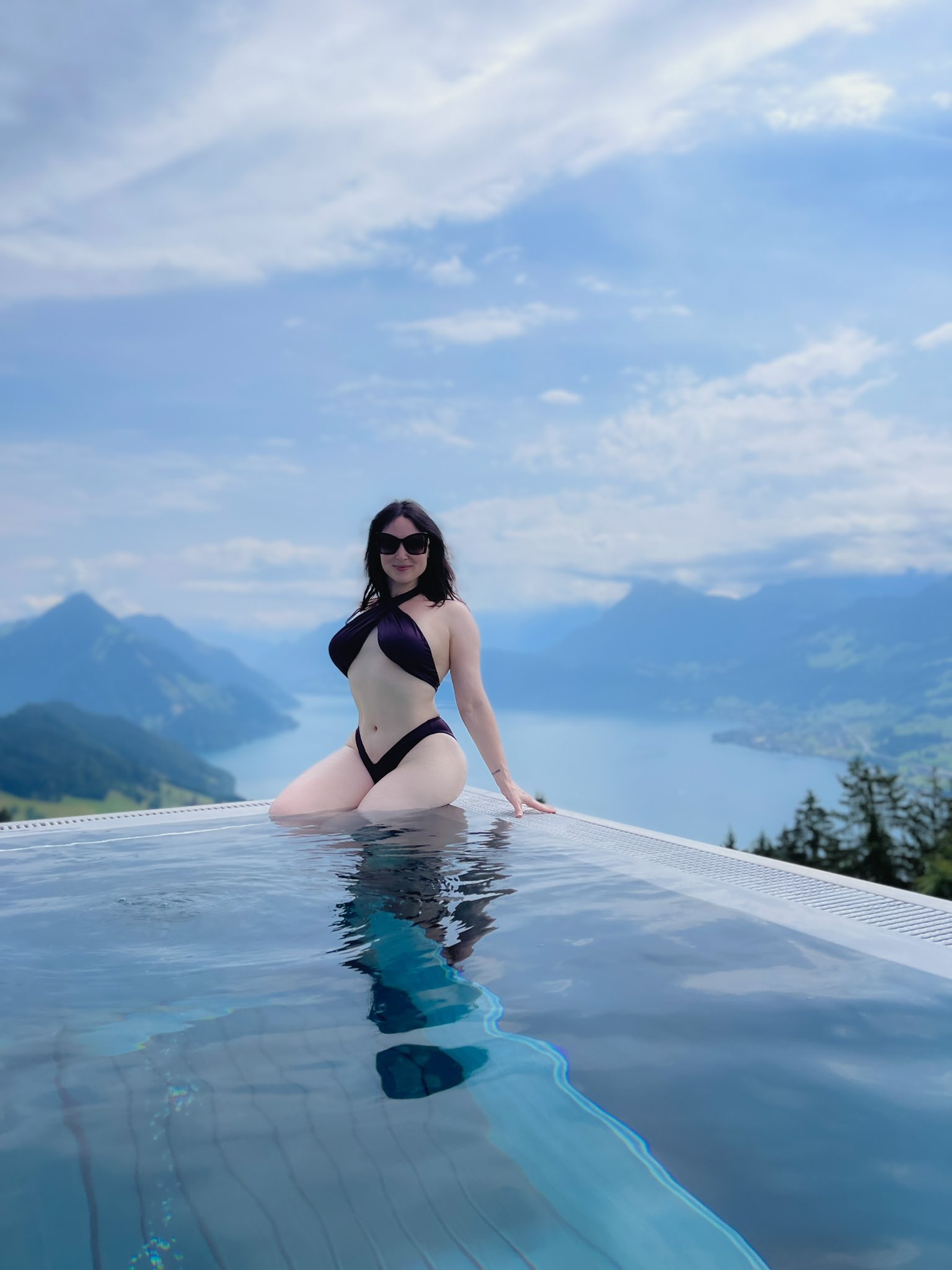 Isla David on Twitter: "There’s nothing neutral about this view 🇨🇭😉