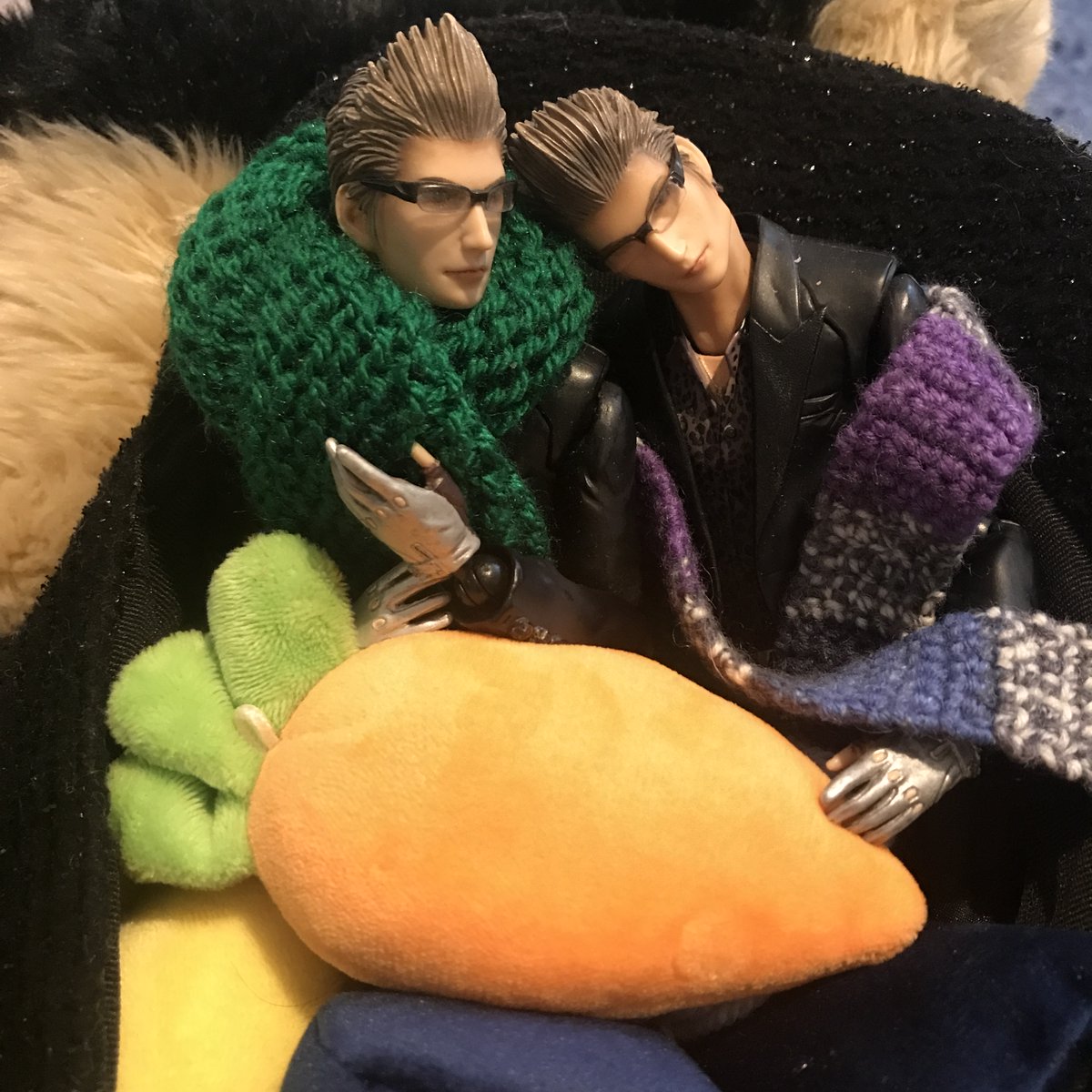 pakignis's tweet image. When you borrow your friend's hat: