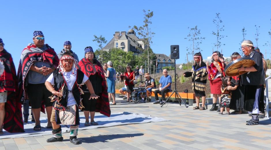 cfax1070's tweet photo. Victoria unveils expansion to waterfront Songhees Park.
#yyj
https://t.co/VHOkSjisO9 https://t.co/dN1USUXdhl