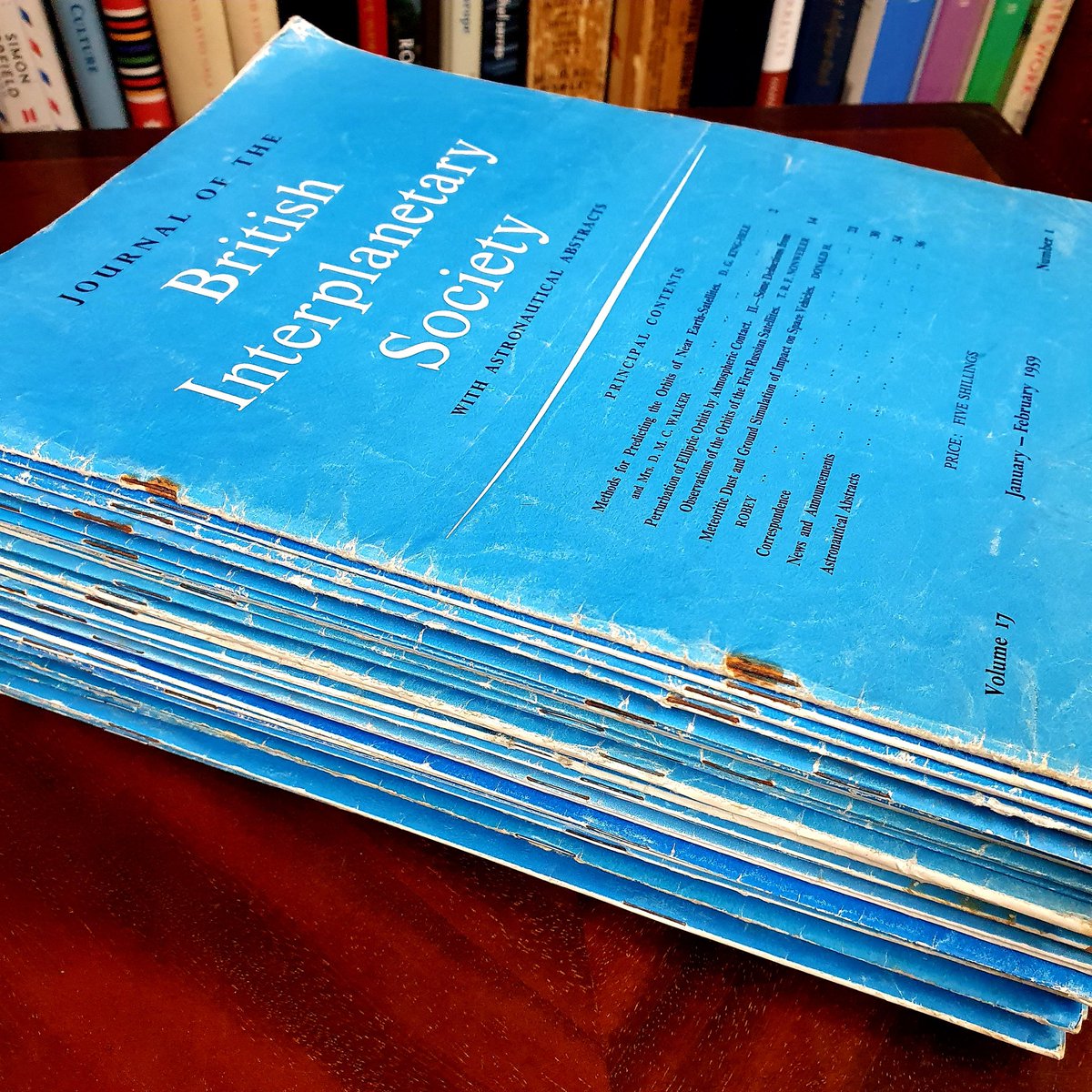 The_PBS's tweet photo. I never said it would be an easy sell, but surely *someone* must want 36 issues of The British Interplanetary Society Journal from the late 50s, early 60s 🤷‍♂️ https://t.co/iv5f9AqiJD