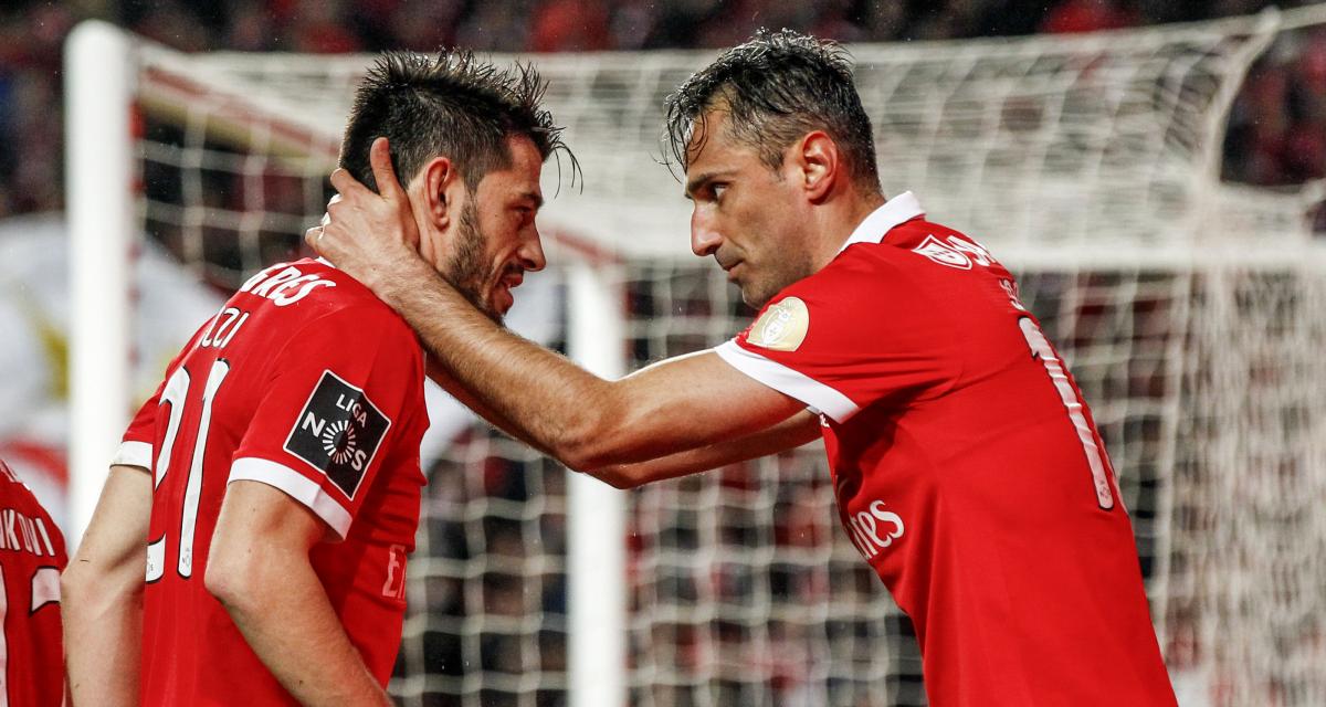 Jonas - "O Pizzi é um doce e, para mim, que estive no Benfica cinco anos, foi com quem mais me identifiquei. Dava-me muito bem com ele, as tabelas, a forma de jogar, no olhar nós entendíamo-nos. Foi um prazer jogar ao lado do Pizzi."
Obrigado Luís Miguel! Até um dia. 🦅❤️