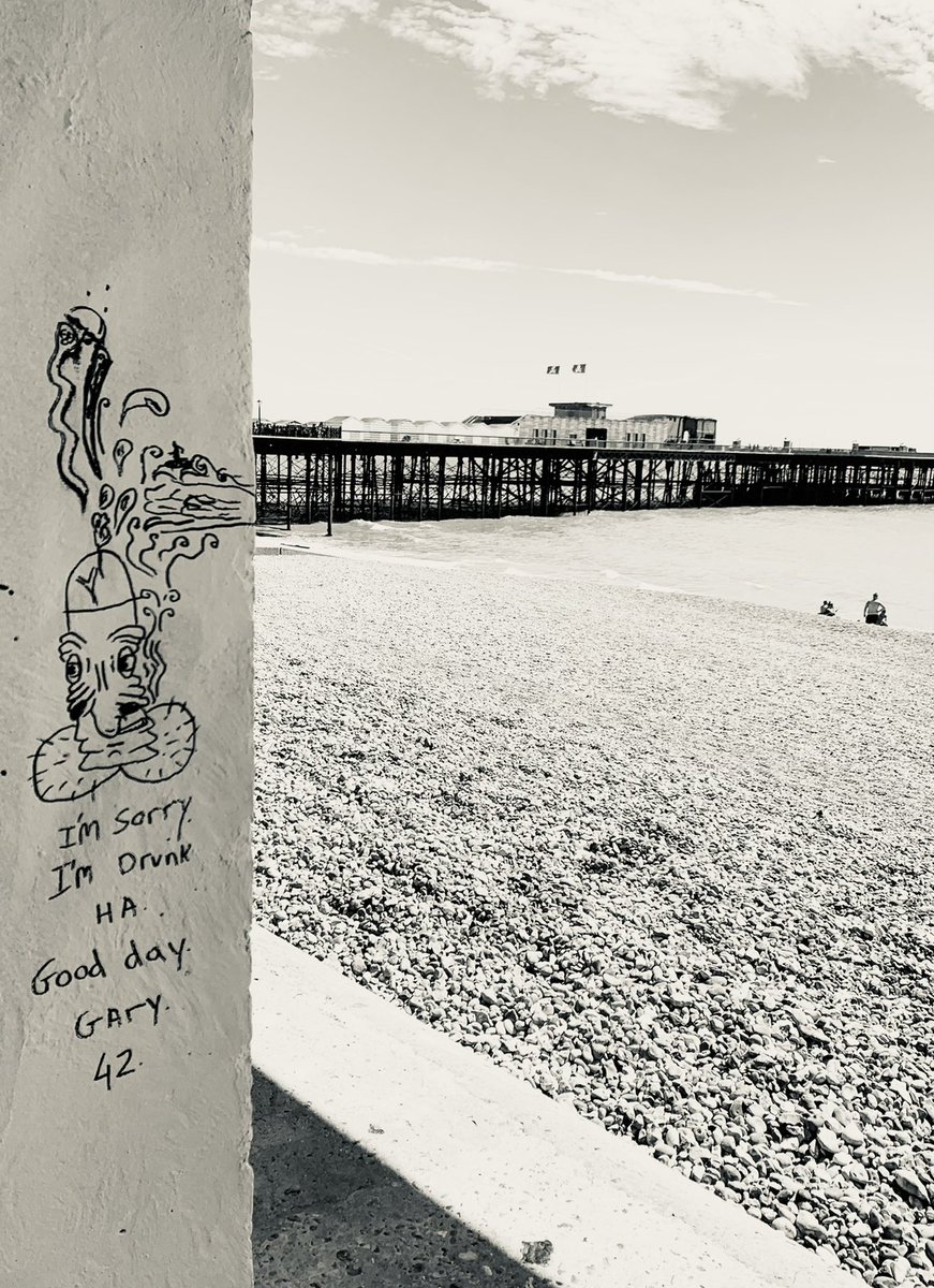 Snaps36920528's tweet photo. ‘#Gary had a little to much’
.
.
.
.
.
#urban #graffiti #graffitiart #seaside #bottlealley #Hastings #urbanphotography #doddleart #doddles #makinghismark #urbanart #bnw #bnw_photo #bnwphotography #urbanbnw #blackandwhite #blackandwhitephotography https://t.co/3dm3DUxEQK