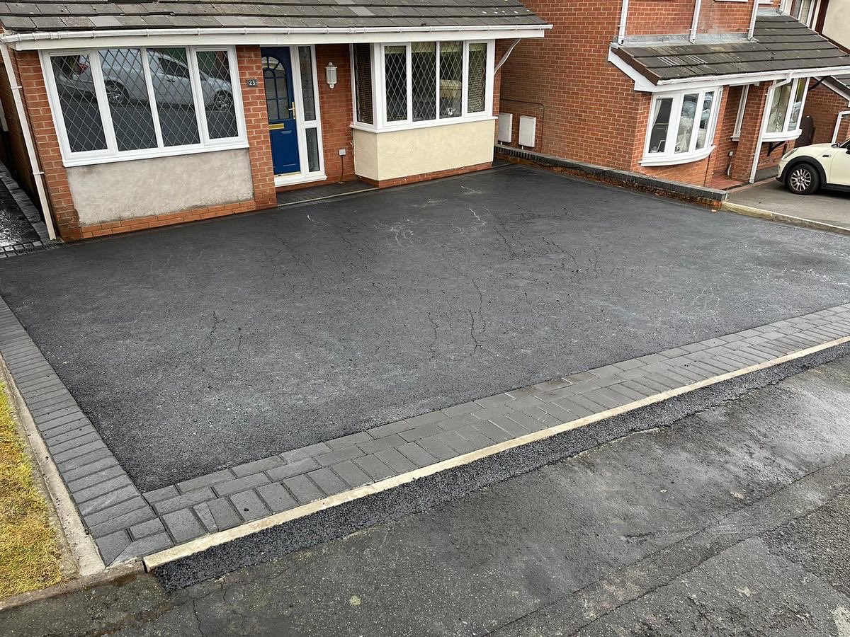 A tarmac driveway we finished with a charcoal border