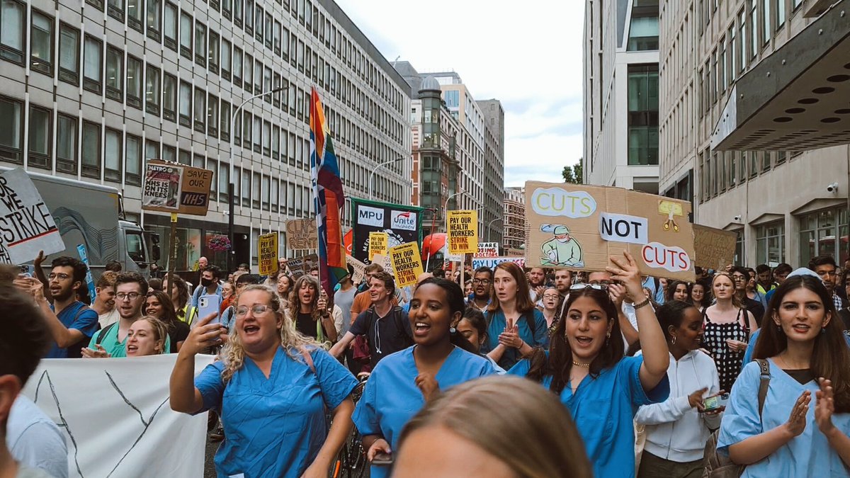 emahase_'s tweet photo. As the #payrestoration protest wraps up, @ERunswickBMA calls for doctors to "go home &amp; do the work."

"You have to organise your colleagues, you have to get us ready for strike action, you have to get us ready to win."

@bmj_latest @BMA_JuniorDocs @TheBMA @Doctors_Vote https://t.co/vQ6tJbGO9g