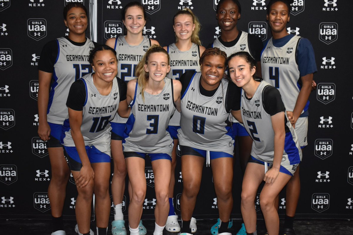 GLP_Basketball's tweet photo. As another club season is in the books, we want to take this time to thank all of our players, coaches &amp; families for a great spring and summer of basketball. We had some COVID outbreaks, a few injuries, tough opponents on the @UANextGHoops and elsewhere, but our kids hooped! https://t.co/kxCuV4aCl1
