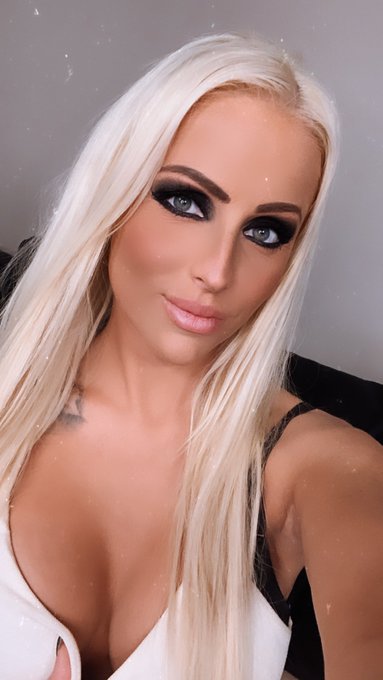 Tini&rsquo;s Spruch des Tages:   &bull; Ich bleib so wie ich bin! Schon alleine, weil es andere st&ouml;rt!   😜😜😜😂😂😂<a href="/tag/neuesprofilbild"class="tags"><span>#neuesprofilbild</span></a>