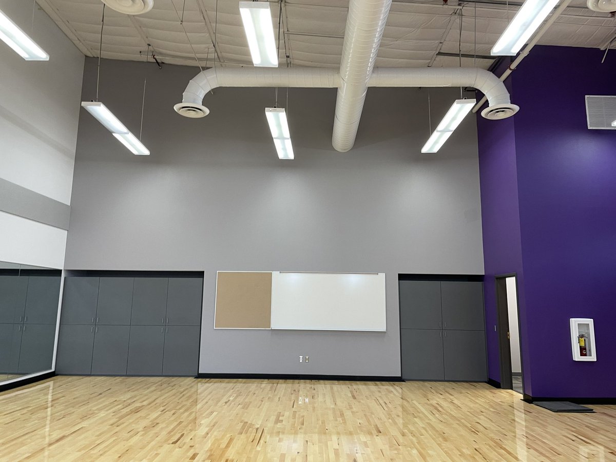 tigersdancedept's tweet photo. Love, love, love our new dance space! Can’t wait for everyone to see it when we go back to school in two weeks!!! Tigers Dance Department! 🐯 💜🖤🤍 We have 2 dance rooms now! https://t.co/5LPfrA0sQ8