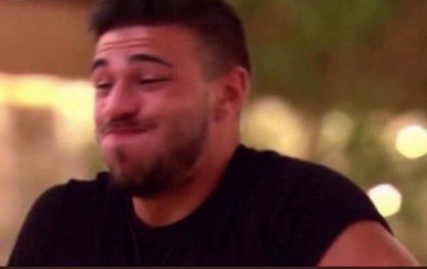 olacy23's tweet photo. luca was flabbergasted #loveisland https://t.co/xOmLgqUUuw