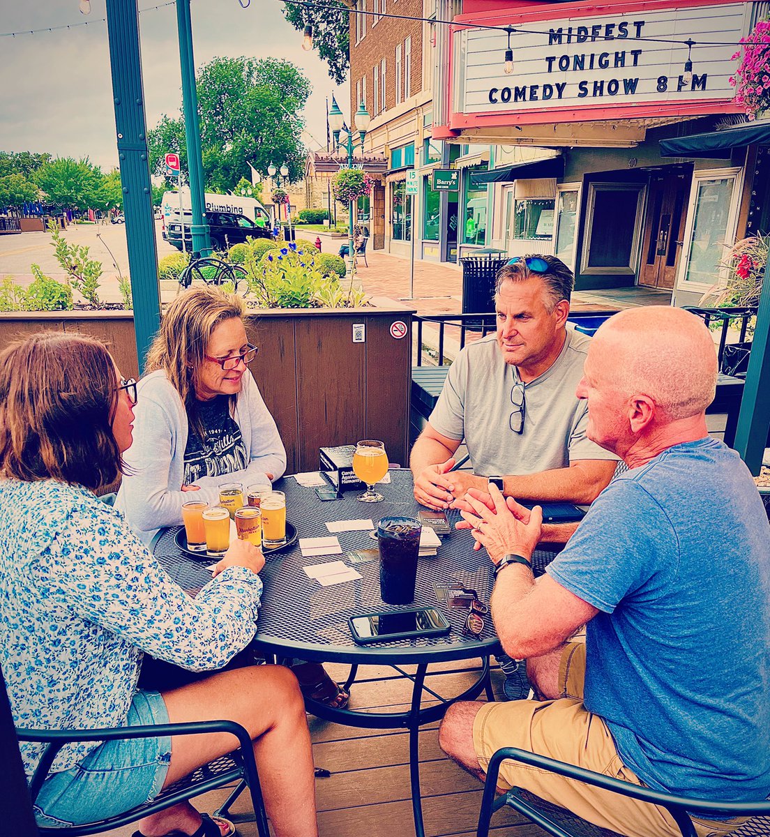 manhattanbrew's tweet photo. π₯Grab a beer and get on the patio, this weather is AMAZING!!! π₯
Donβt forget, 20% off for all restaurant/bar/brewery workers tonight!
#mhkbeer #manhattanks #manhattanbrewing #mhklove #downtownmhk #patiodrinking #manhattanbrewingcompany https://t.co/z4EWhwicvg
