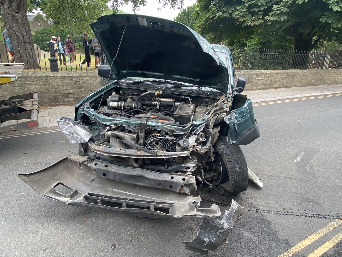 HistoryMFS's tweet photo. TURNOUT: 12:30 25/07/22 RTC Persons Trapped. On arrival driver and passanger had fled the scene. This could have been a very different incident. 
#dontdrinkanddrive #dontdrinkdrive https://t.co/I1zGQT42Vv
