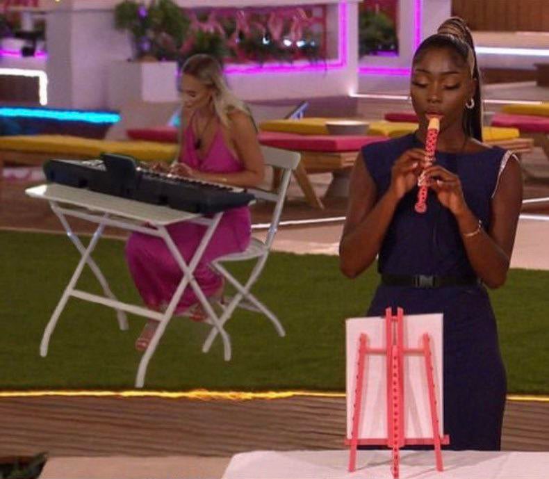 the band is expanding #loveisland