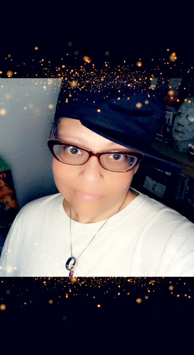Melissap8577's tweet photo. Monday Mood…over this heatwave…#wheresfall🧡🖤 https://t.co/YLatPwSHyp