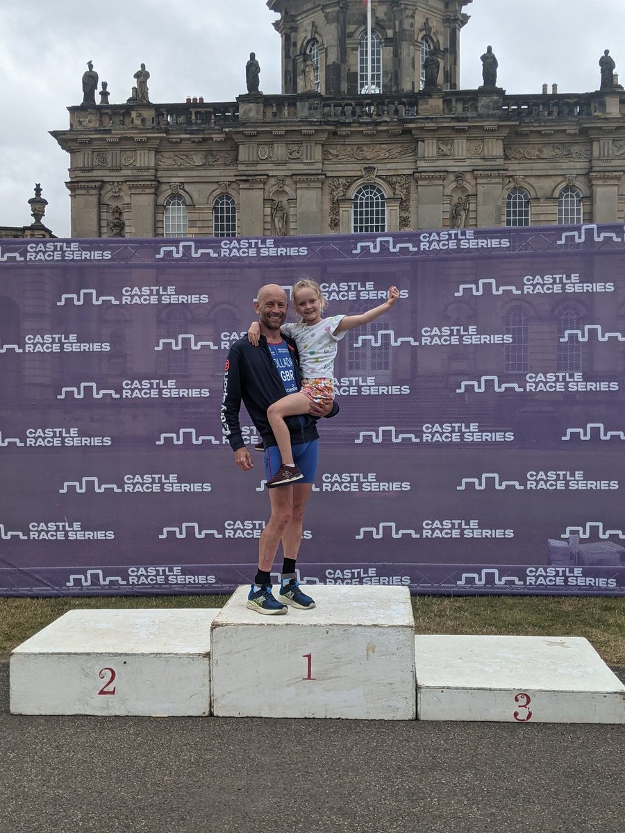 @Yiannis_83 @therunchat @UkTriChat @UKRunChat @BibRave @BritTri @yondasports @Runkeeper @CastleRaces Age Group win in the first Castle Howard Middle Distance Duathlon. Amazing event, tough course great race.