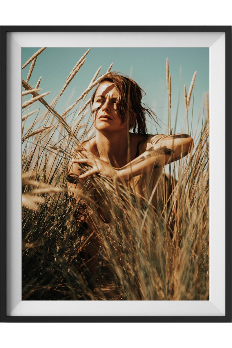 We painted stripes of yellow and black on the lovely Marie-Louise, and let her play tiger on a meetup at #raabjergmile