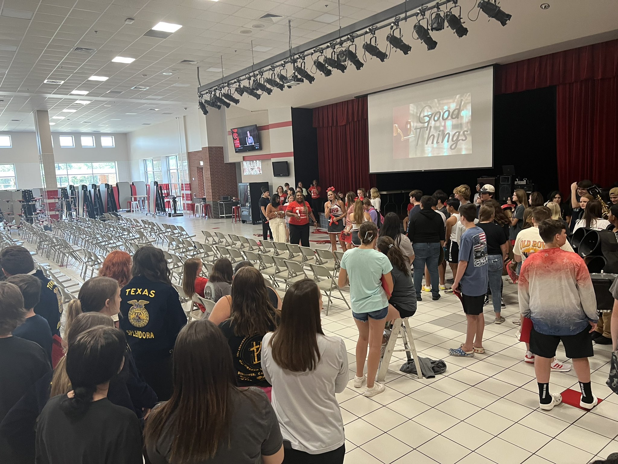 Splendora High School (SplendoraHigh) / Twitter