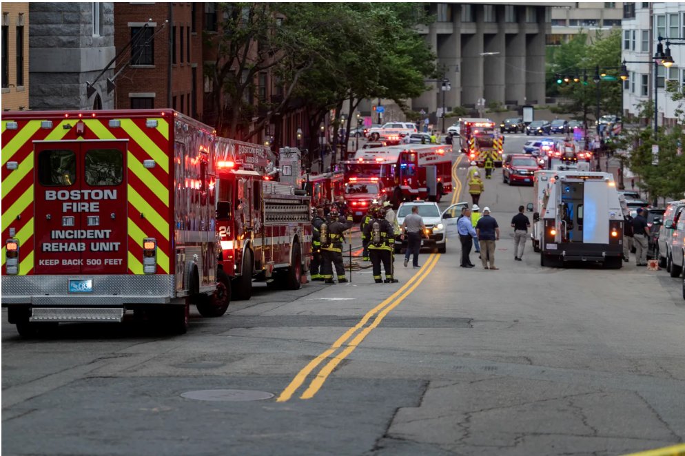 LiveBoston617's tweet photo. Featured images of the weekend:
#bostonems #bostonpolice #liveboston617 #bostonfire #featuredimages https://t.co/8TAjwy9JPW