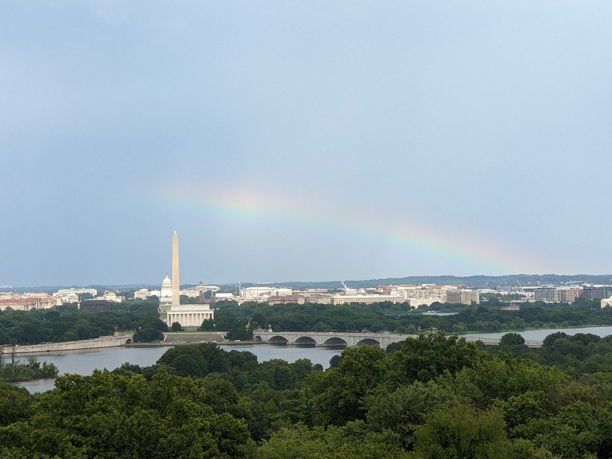 mcqueeney's tweet photo. Rainstorm moved out of DC and left behind half a rainbow.

@capitalweather
#WashingtonDC #rainbow https://t.co/dwPvgZ2xbT