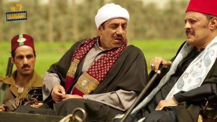 - هو كان بيتكلم في خطبة الجمعة عن ايه ؟ّّ !

عن الكفار واعداء الدين يا عمدة

- يعني هو مش راضي يشيلنا من دماغه برضوا