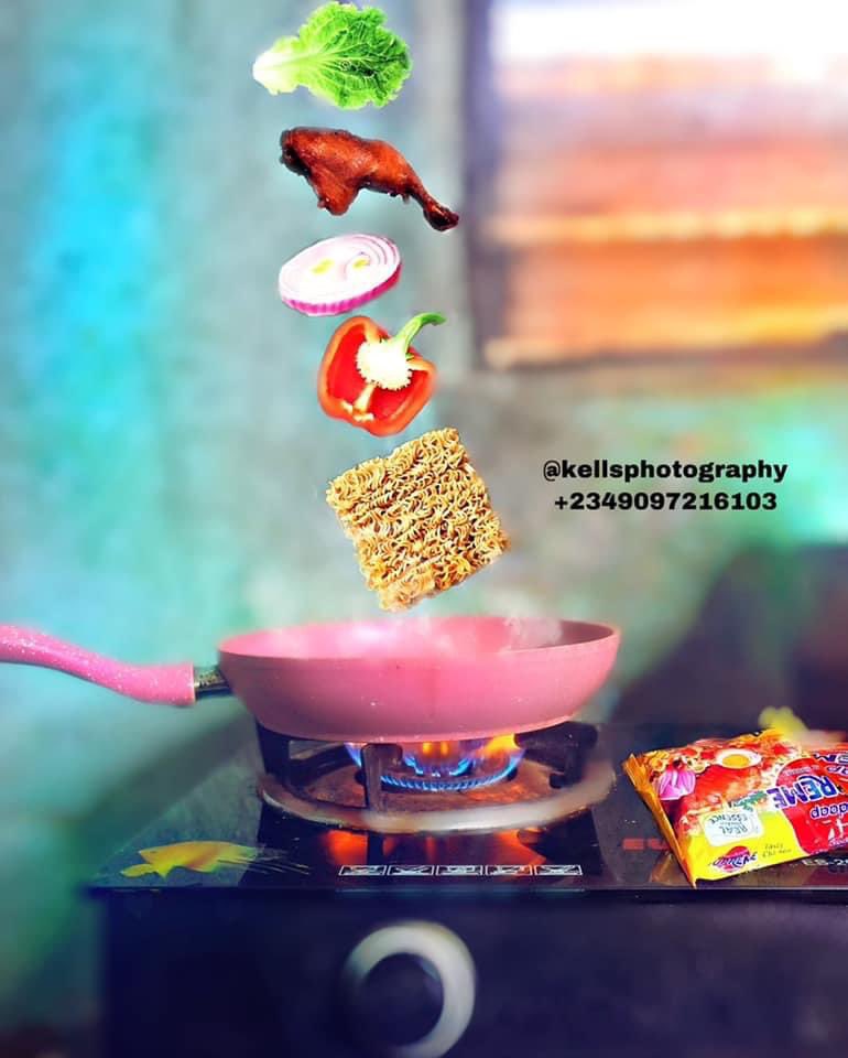 Kellsphotograp2's tweet photo. The set up.    And.    The Result..

I EDITED THESE PICTURES USING MY PHONE.
For someone who loves Photography so much,I felt not having a digital camera shouldn't be a barrier as to doing that which I love.. please support me by liking and Retweeting 🙏🙏
 
 #trenches
 #BBNajia https://t.co/njQU04yFYd