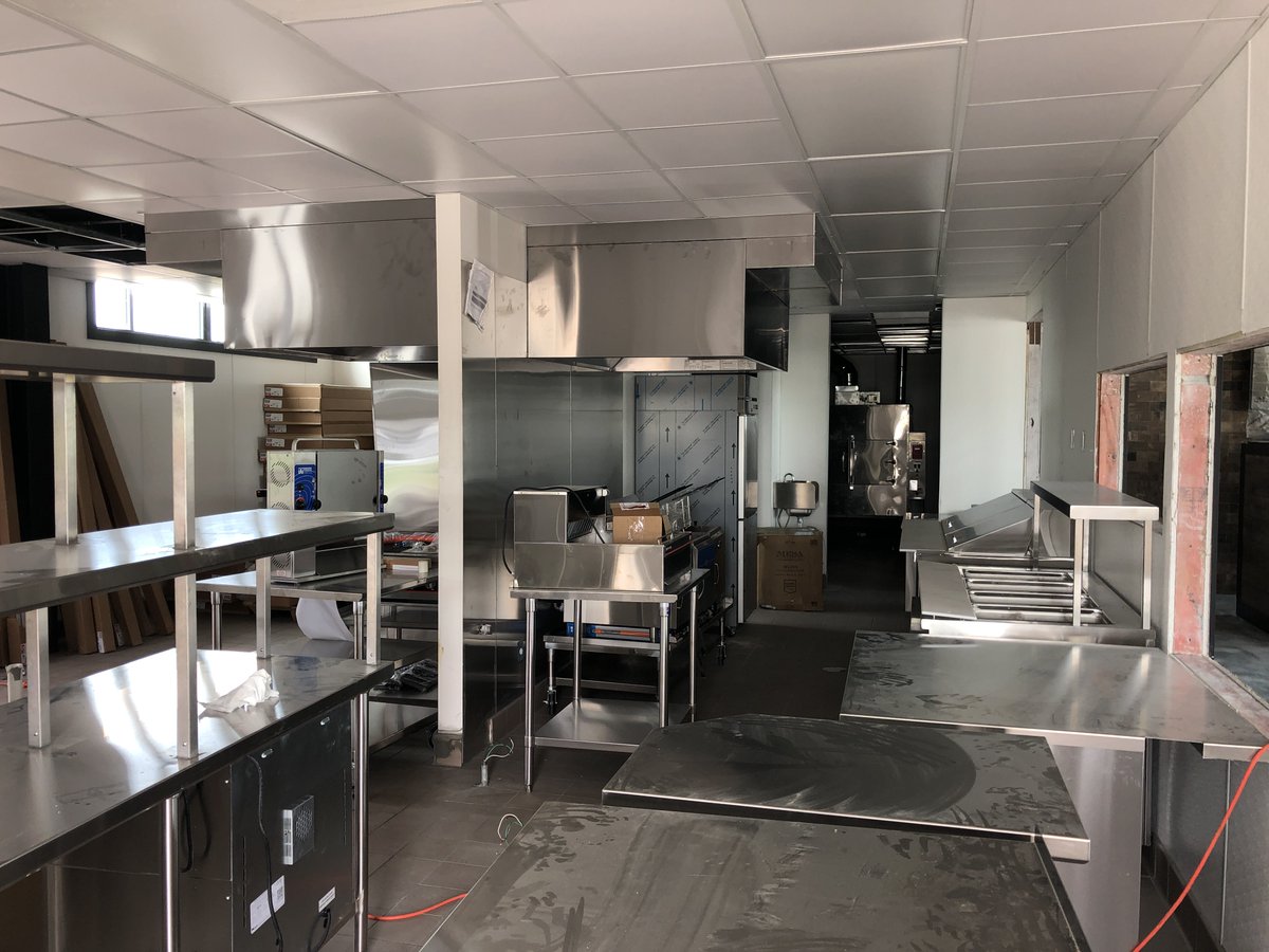 KECdesigns's tweet photo. Newsflash - Hickory River Smokehouse coming soon in Champaign, IL at the Fields. Equipment install has begun!  Stay tuned for updates and progress.   #keccustomersrock #hickoryriversmokehouse #askkec https://t.co/NfknLHogOm