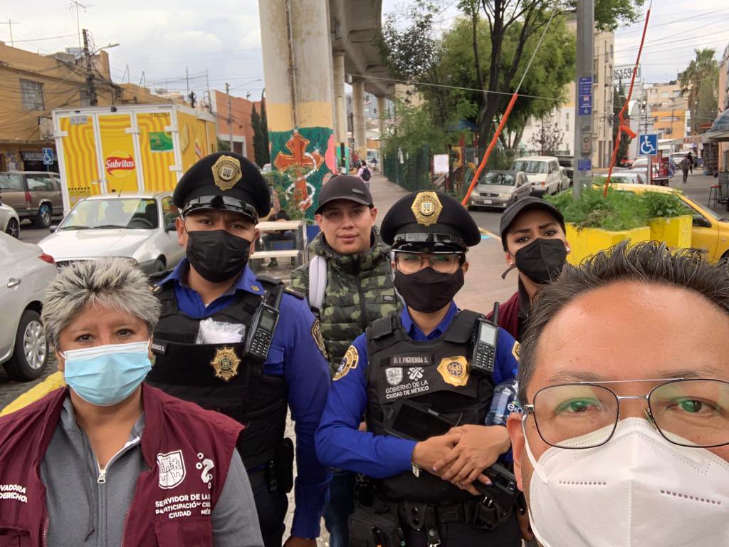 DIFCDMX's tweet photo. 😃 La @SSC_CDMX @CGPC_MX @InjuveCDMX y @DIFCDMX, listos para recibirte desde #EsteEsMiBarrio con muchas actividades deportivas y lúdicas en sus 💯 puntos por toda la ciudad. 🥳🌈👧🏻

¡Asiste con todos tus amigos! 🤗 https://t.co/c062XO8hJV