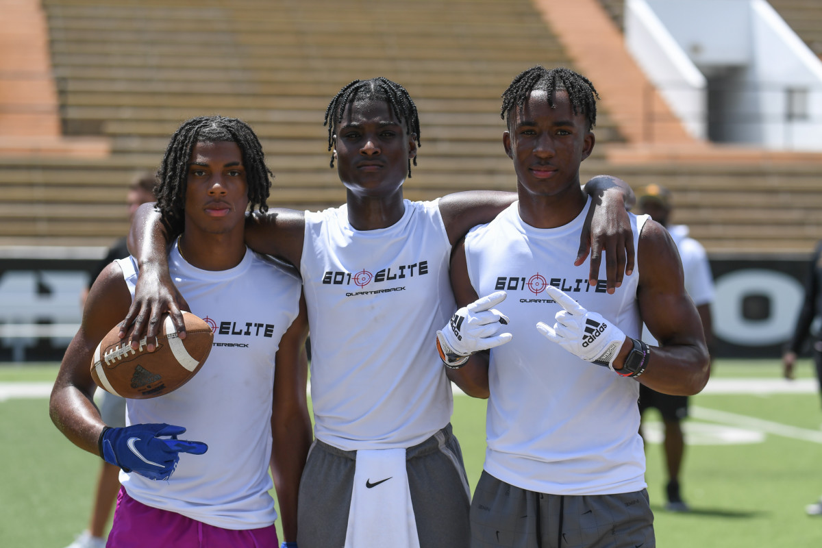 Look: Highlights from first Big 40 Showcase QB camp at Southern Miss news.scorebooklive.com/mississippi/20…
