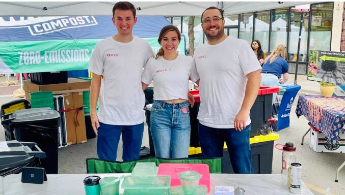 Chicago_Splash's tweet image. Eco-Minded “Dine Out with REUSO” Launches in Chicago’s Andersonville Neighborhood! bit.ly/3OyZfdn  @reuso_tech @SplashMagWW @evabugg #reuso #reusotech #reusablecontainers #reusable #reusablepackaging #andersonville #Midsommarfest #EvaBugg #LetsSheddPlastic #evabugg