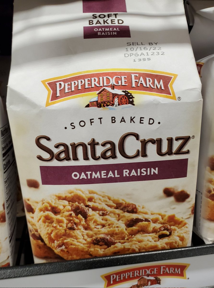 JessLuvsCruz's tweet photo. My hometown is a beautiful place, but a terrible cookie. 😂
#SantaCruz #PepperidgeFarmRemembers https://t.co/DFWIioxt4L
