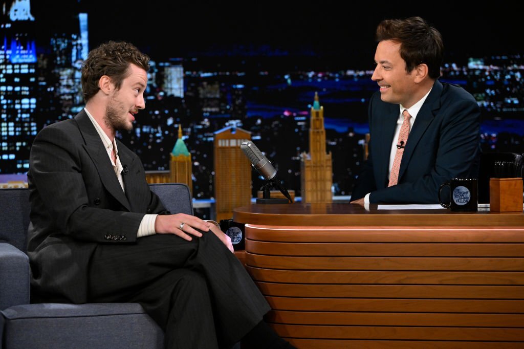 Joseph Quinn on "The Tonight starring Jimmy Fallon" !