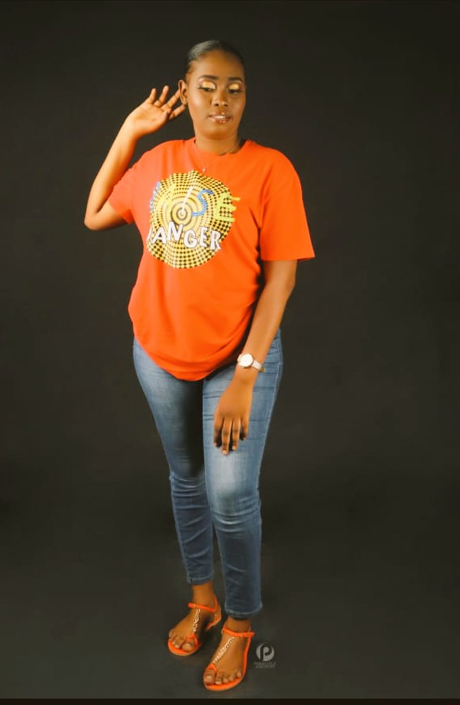 HaitiDz's tweet photo. The most gorgeous woman around the world! 😍😍👇
#WADLINE😘
#MYCUZ😘
#ILOVEYOU♥
#NICETOOMEETYOU🙏🤗
#BEAUTIFUL😍😍😍 https://t.co/yfVs4EQoIq