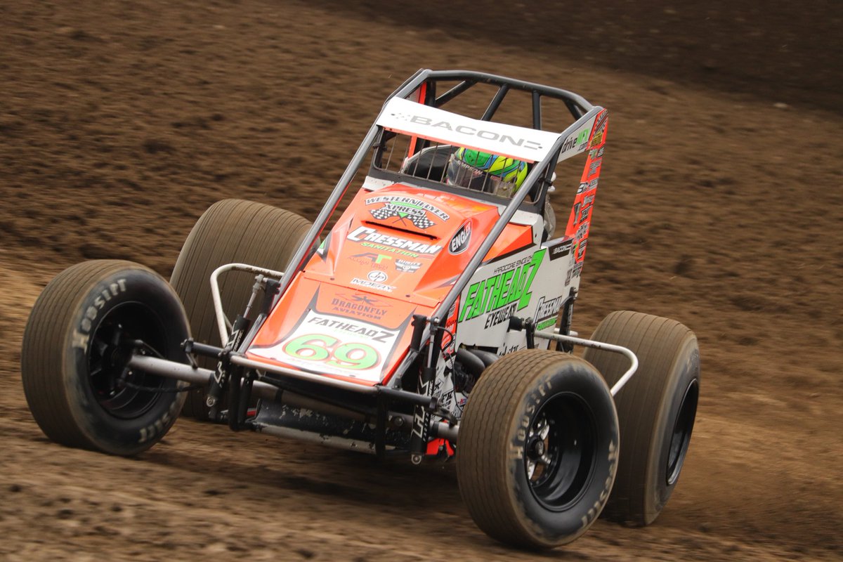 LongStImages's tweet image. "Throw his porky ass in the fryin' pan and fry him like Bacon."
-Some wrestling fan I heard scream at a worker 10 years ago