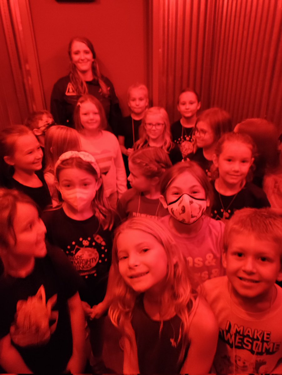 ChallengerStaff's tweet photo. Last Friday we wrapped up Junior Space Explorers camp! We launched stomp rockets, created craters, made our own solar system, planted seeds, played with robotics, made UV bracelets, tried astronaut ice cream, and even got to check out our Mission Control and Spacecraft simulator! https://t.co/TQhjHmburU