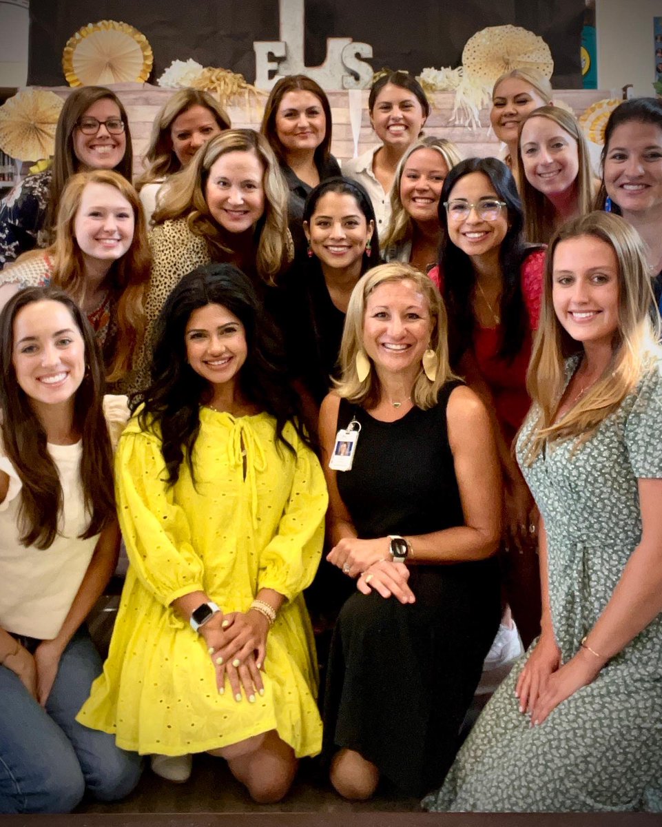 We got to welcome some of our newest <a href="/liscanoelem/">Liscano Elementary School</a> &amp; new to FISD staff today, and we couldn’t be more excited for the year ahead!!! #LiscanoProud #LiscanoEXTRA5 #lovewhereyouwork <a href="/MissSherali/">Sanam Sherali, M.Ed.</a> <a href="/CindyAvers1/">Cindy Avers</a> <a href="/MrsRosserDLC/">Susan Rosser</a>