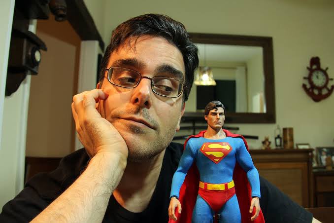 DCNewsBrasil's tweet image. 🥳 O nosso querido @GuilhermeBriggs, o dublador do Superman e de muitos outros personagens icônicos, está completando 52 anos de idade hoje!