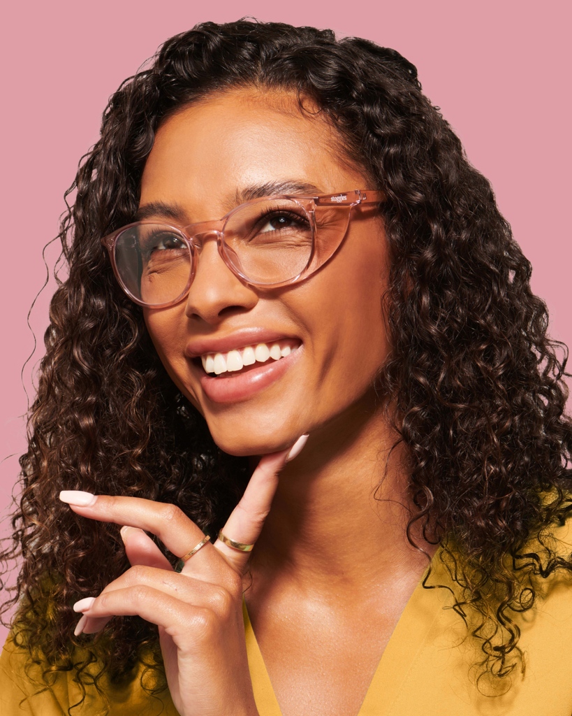 stoggles's tweet image. Have you met Sangria? New and available in our Round frame. What beverage should we name our next color after? #loveyoureyes #stoggles