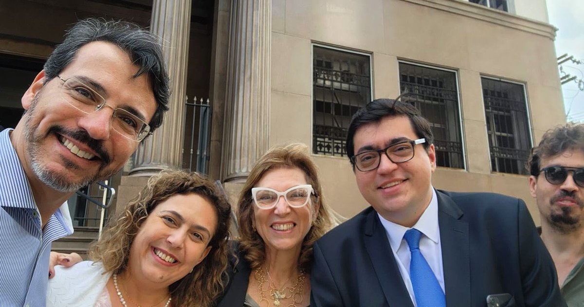 FelipeSalto's tweet image. Hoje fui a Santos visitar a Delegacia Regional Tributária (DRT-02) - Litoral. Muito bom ver de perto o trabalho realizado na ponta. A região respondeu por R$ 6 bi do ICMS de 2021. Obrigado ao Delegado Ricardo Oliveira e a todo o time pela recepção! Falei tb com @atribunasantos.