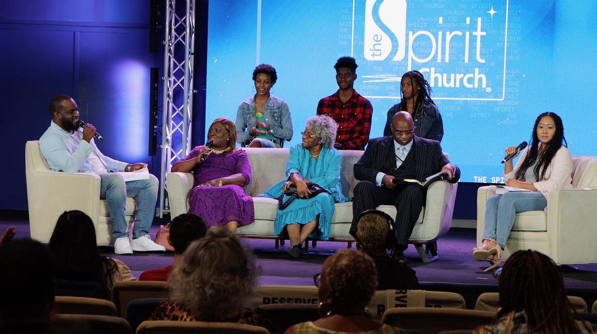 spiritchurchstl's tweet photo. Another IMPACTFUL Sunday Service 💙🎉

◾️Choir Sunday was amazing ✨
◾️ An on-time word from Minister Kenny and Maxine Nunn❗️

#SundayService #TheSpiritChurch https://t.co/XD2fNdAKkw